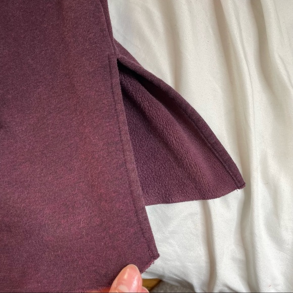 UGG Maroon Cowl Neck Pullover Sweatshirt 3/4 Sleeves Size XL - Picture 8 of 10